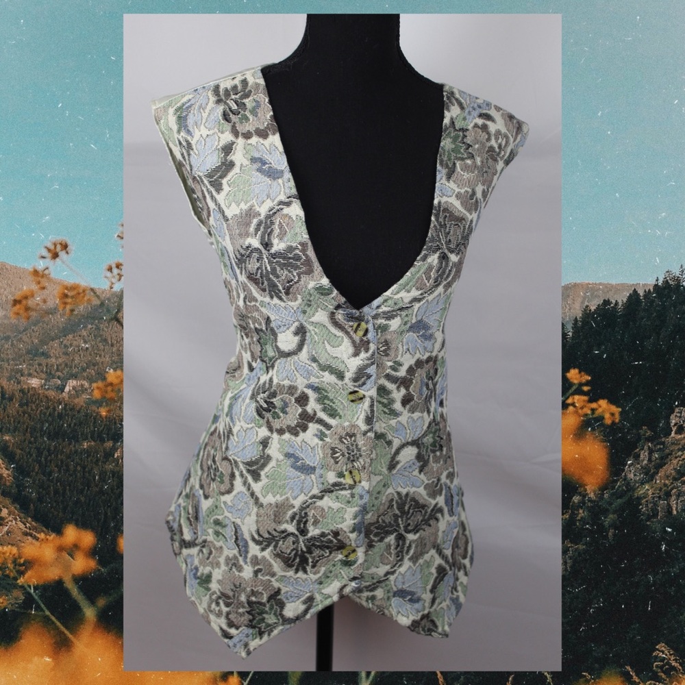 VTG 90s MINA Plus Floral Vest